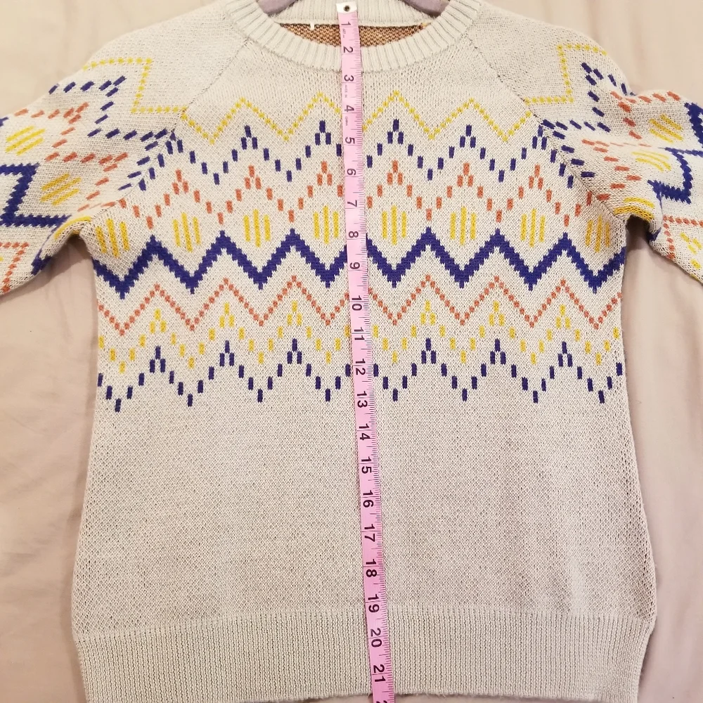 Embroidered Vintage Beige Sweater - Picture 11 of 11